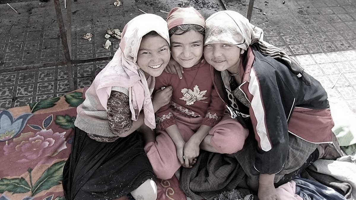 Niñas uigures